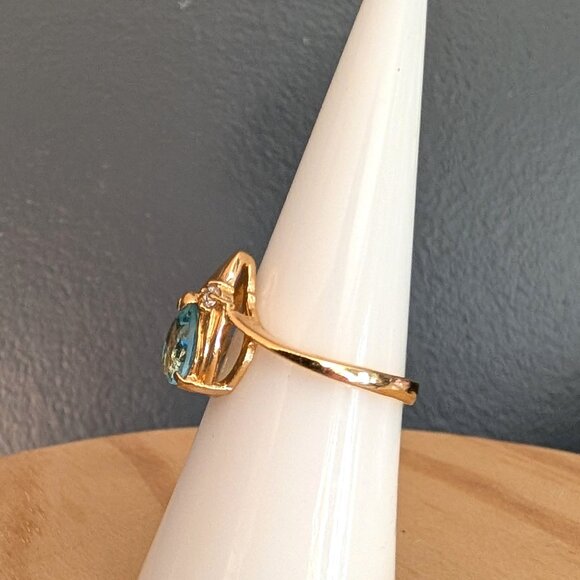 Aquamarine stone and faux diamond ring - Picture 4 of 9
